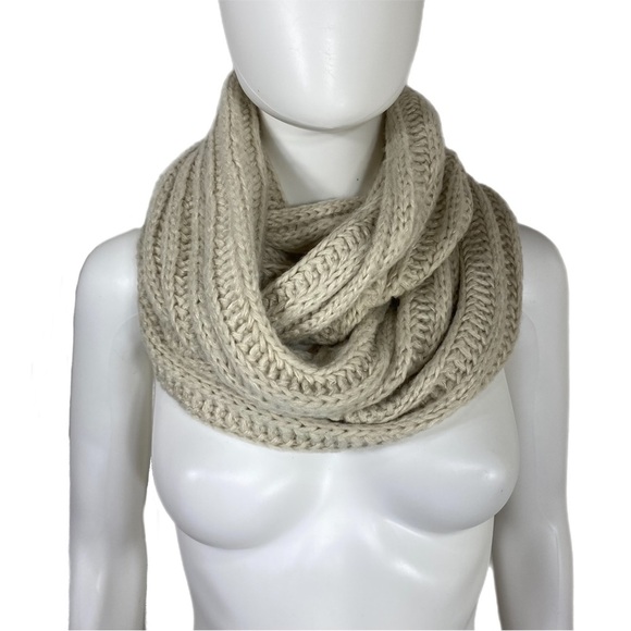Neosan Bone Colored Ribbed Knit Snood Infinity Scarf - Picture 1 of 6